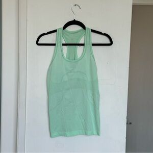 Lululemon Swiftly Tech Tank
